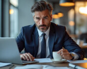 découvrez comment utiliser efficacement l'emoji de conclusion sur linkedin grâce à ce guide pratique destiné aux professionnels. améliorez l'impact de vos publications et boostez votre engagement !