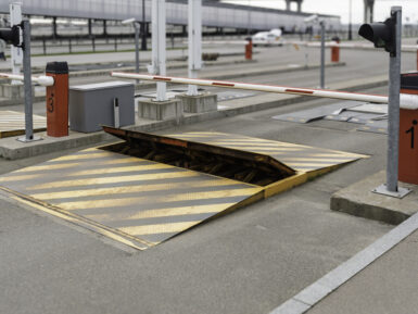 Obstacles escamotables pour véhicules en zone urbaine : allier discrétion et protection